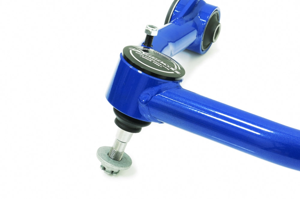 Front Upper Arm Toyota Land cruiser, Lexus LX