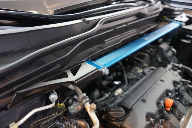 Front Strut Bar Honda CR-V