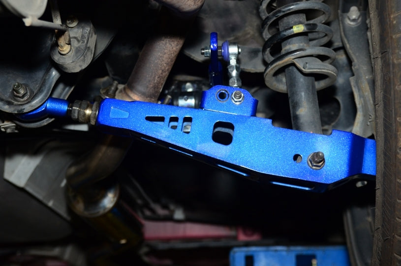 Rear Lower Arm Mitsubishi Lancer mirage, Outlander