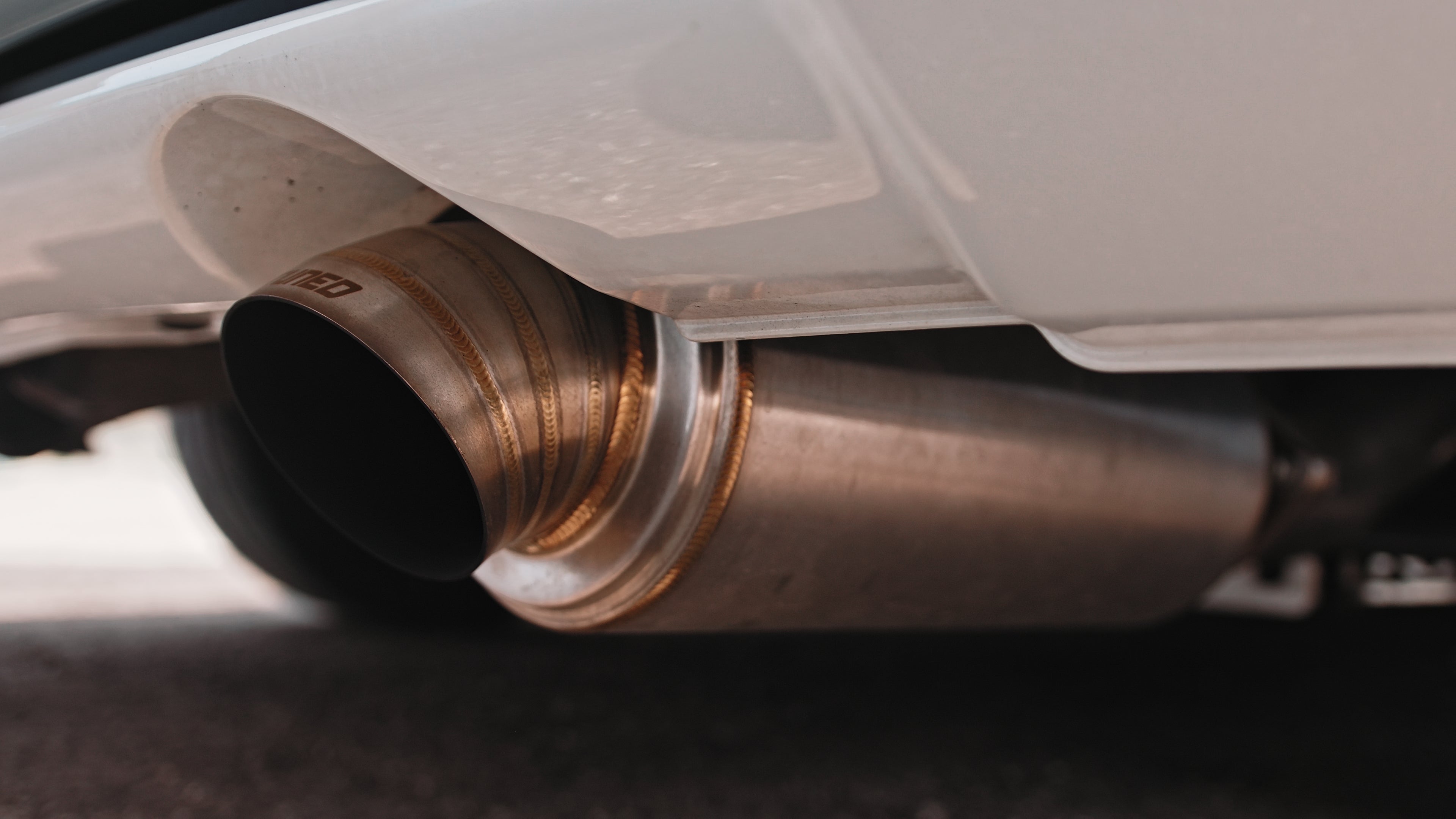 K-Tuned Universal Turndown Backbox - 2.5in Inlet β K-Tuned for Honda K-Series (KTD-MFTD-25)