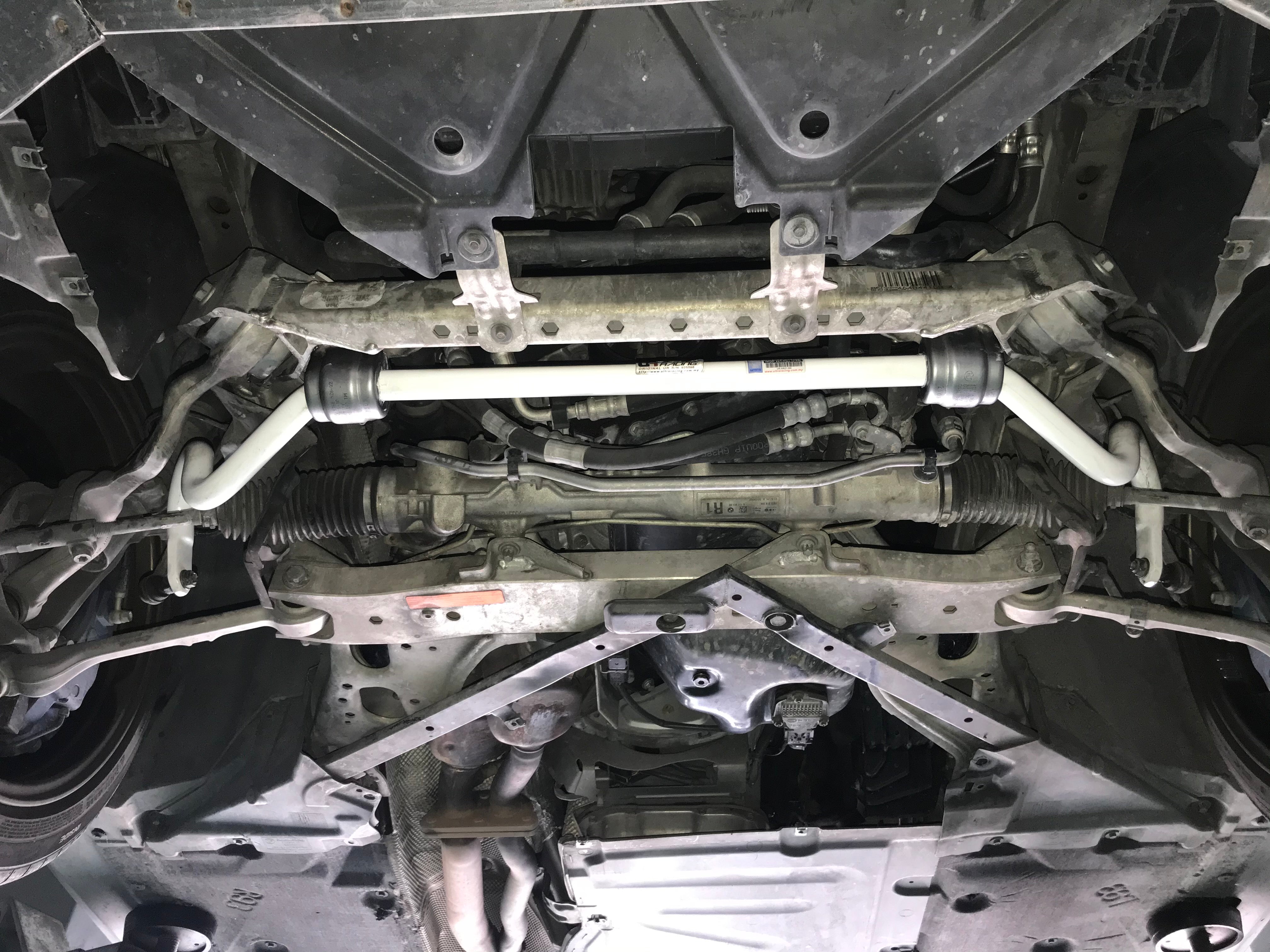 BMW 1 E87 / 3 E90 2.0 / E92 3.5 Ultra-R Front Sway Bar 27mm