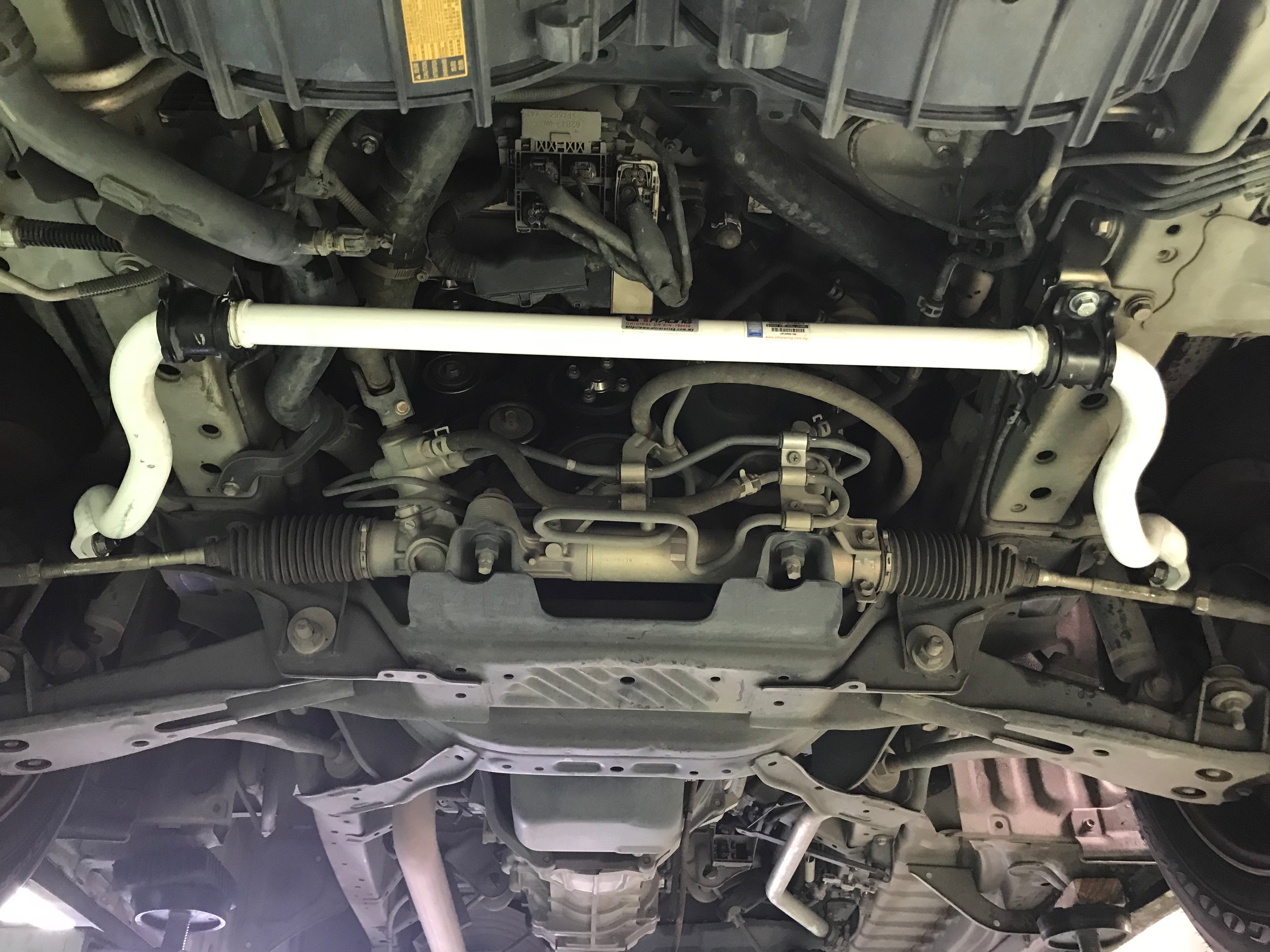 Toyota Hiace Ultra Racing Front Sway Bar 30mm