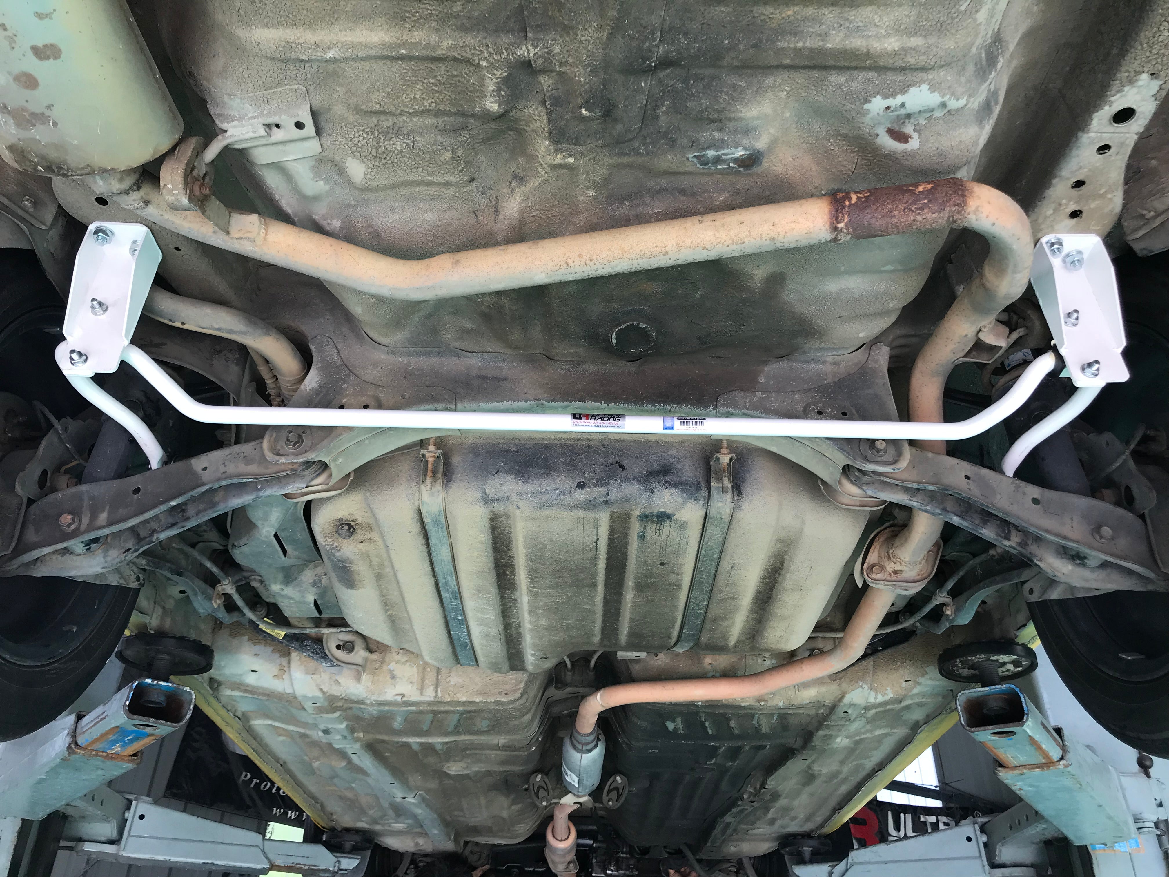 Honda Civic/CRX 88-91 EF/ED/EE UltraRacing Rear Swaybar 19mm