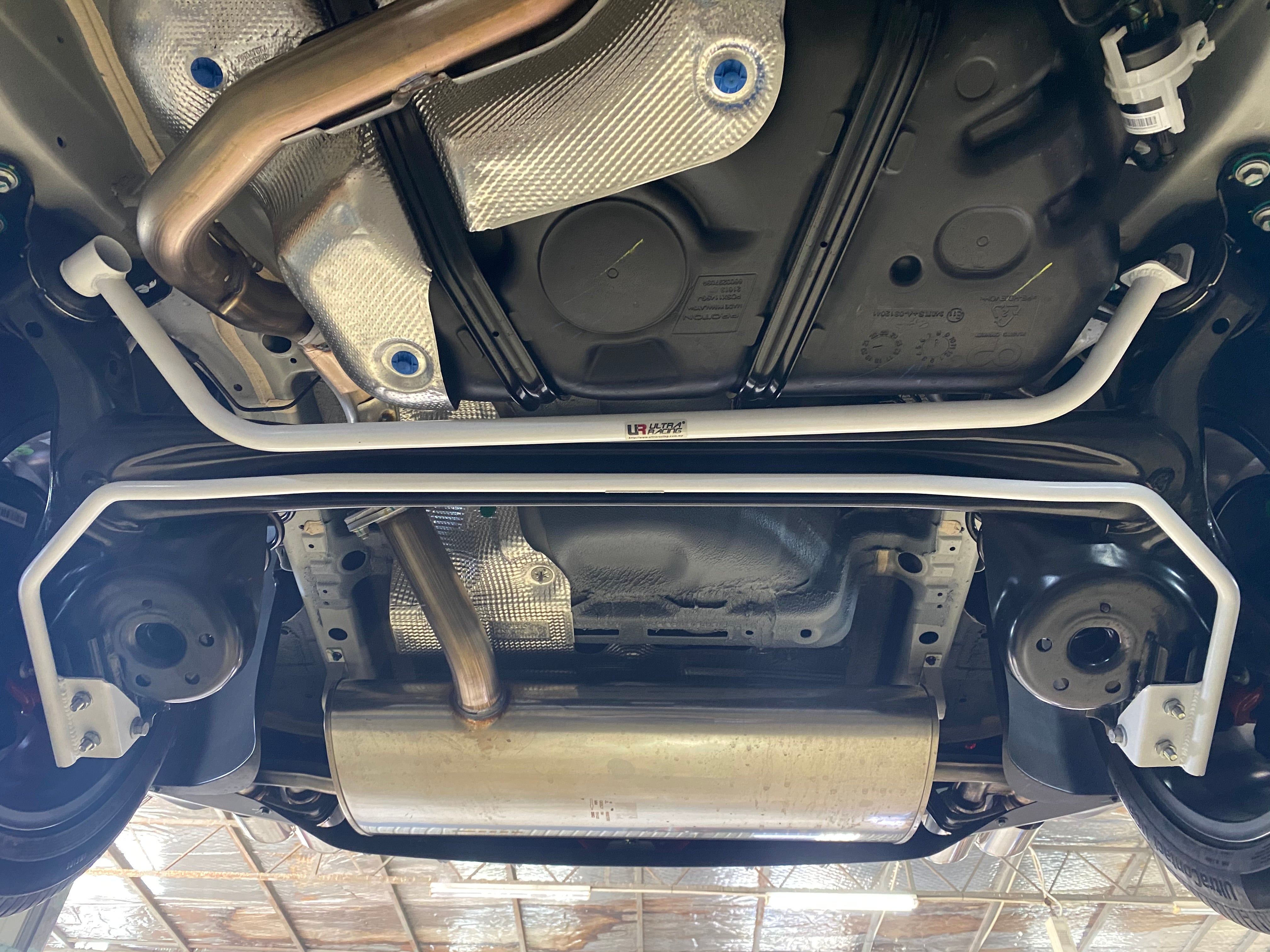 Proton X50 1.5T-Direct Injection 2WD 20+ UltraRacing Rear Sway Bar 19mm (648)<BR><BR>Fits the following vehicles:<BR>PROTON X50 1.5T-DIRECT INJECTION 2WD 2020-present