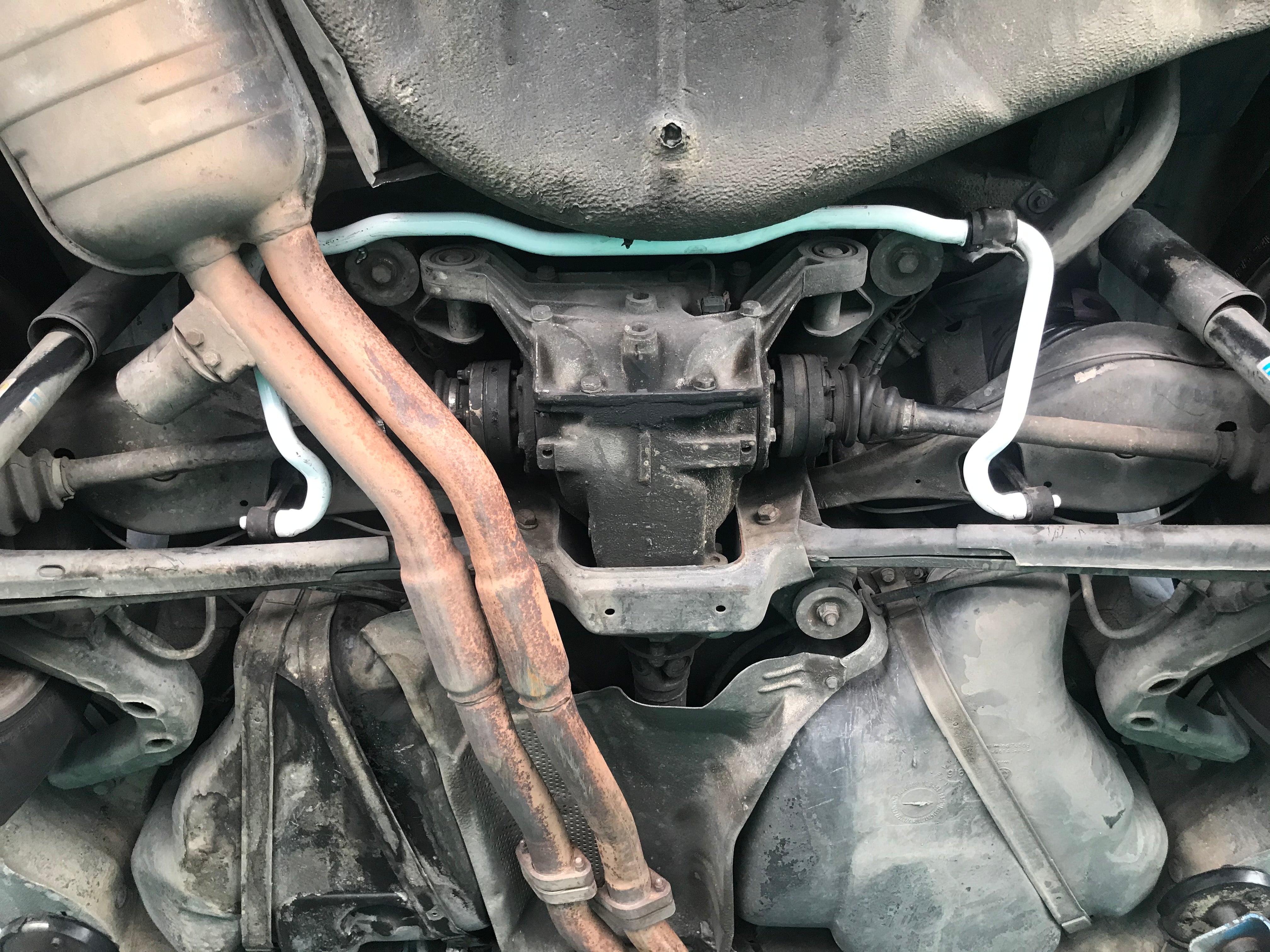 BMW 3-Series E36 91-98 UltraRacing Rear Sway Bar 21mm