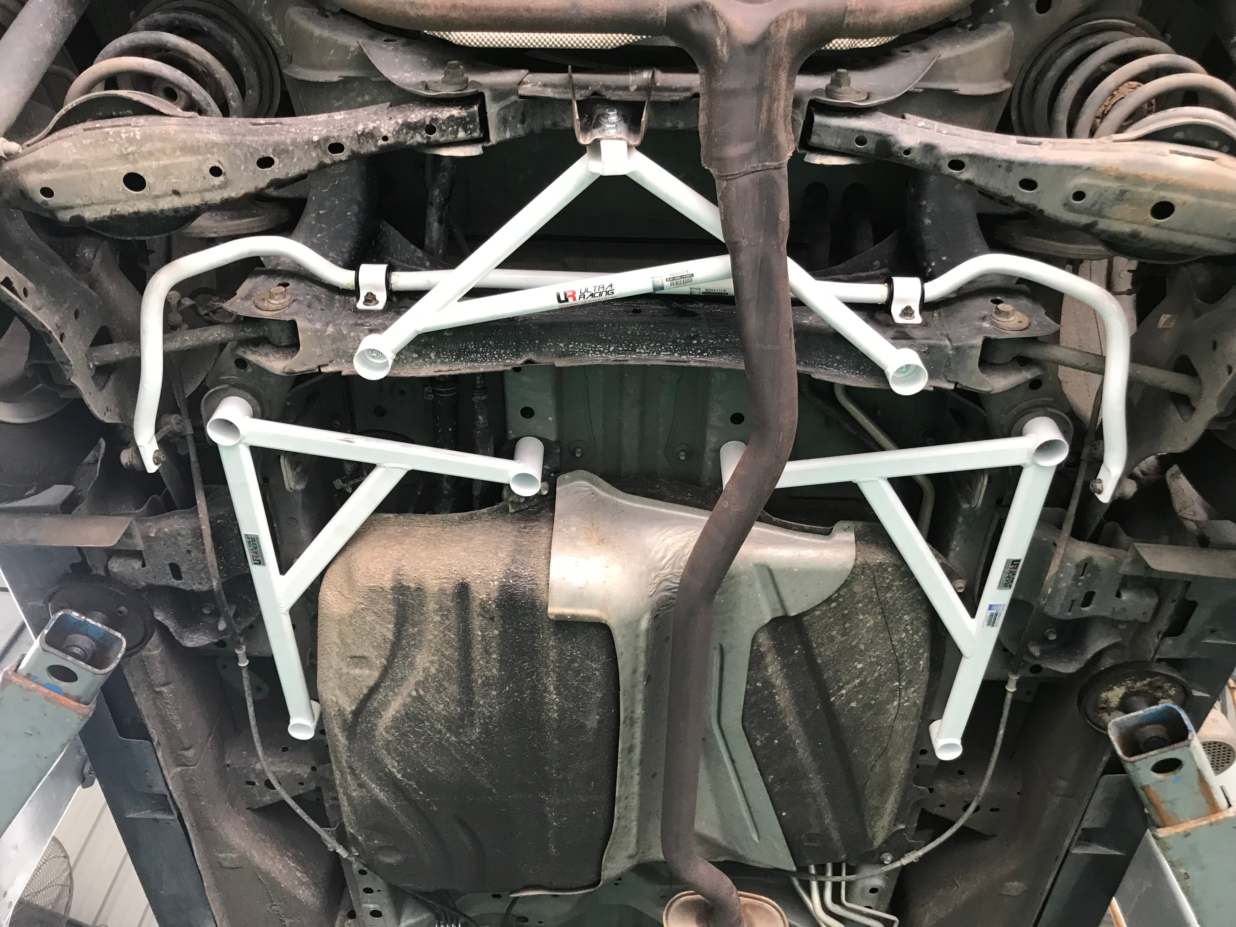 Mazda 8 LY 06+ UltraRacing Rear Anti-Roll/Sway Bar 23mm