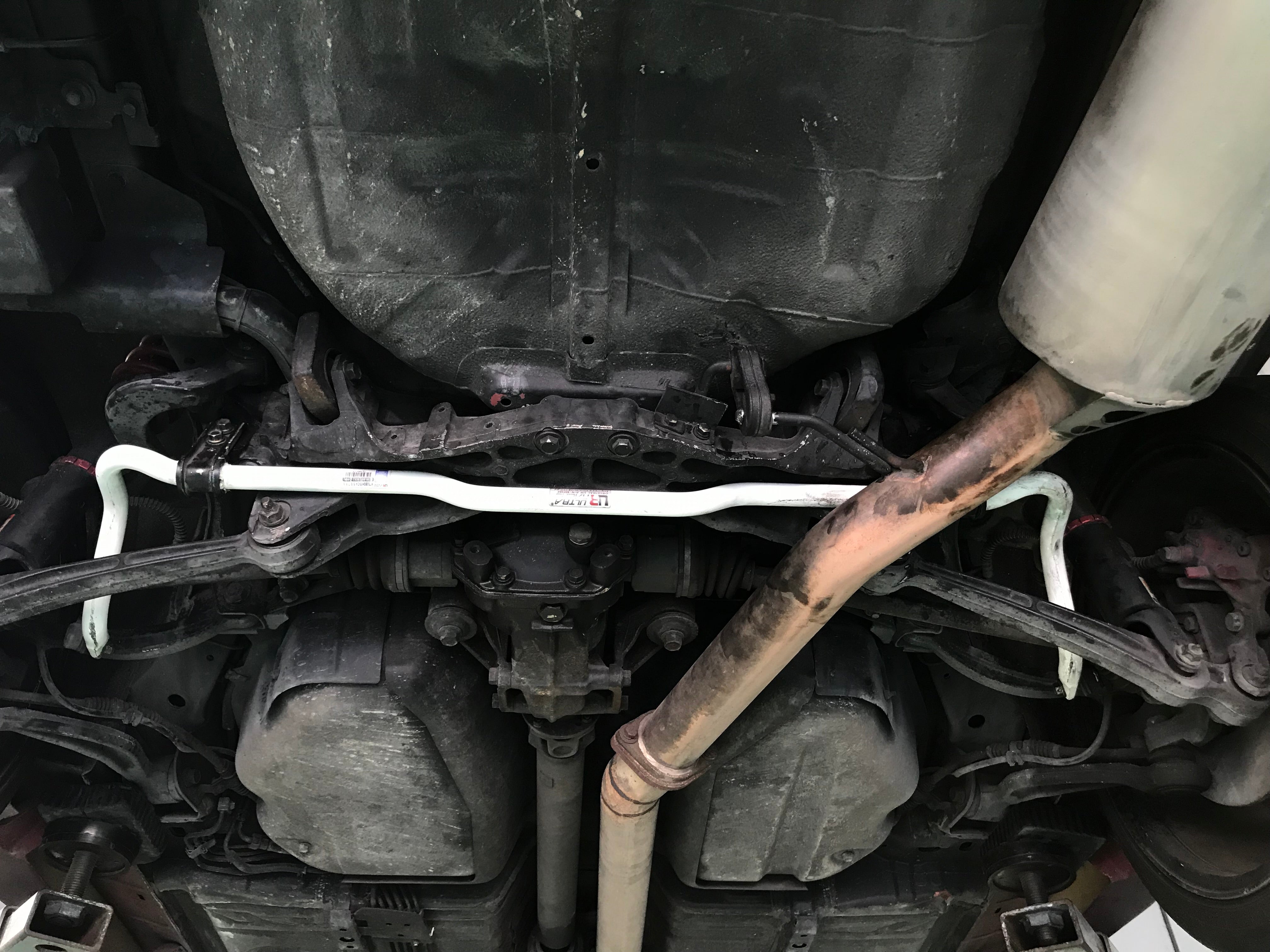 Mitsubishi EVO 4/5/6/7/8/9 UltraRacing Rear Sway Bar 24mm