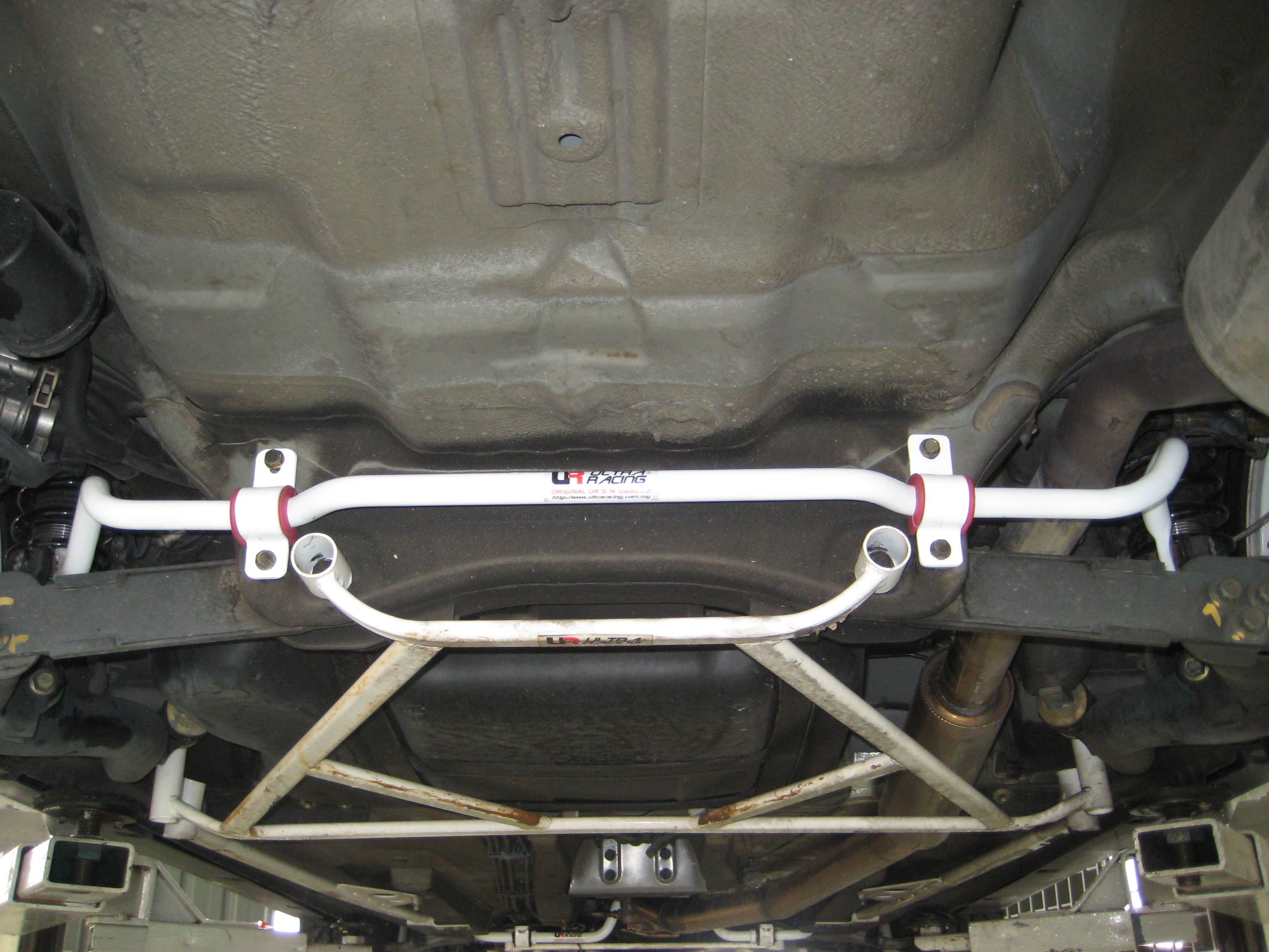 Honda Integra 01-06 DC5 UltraRacing Rear Sway Bar 25mm