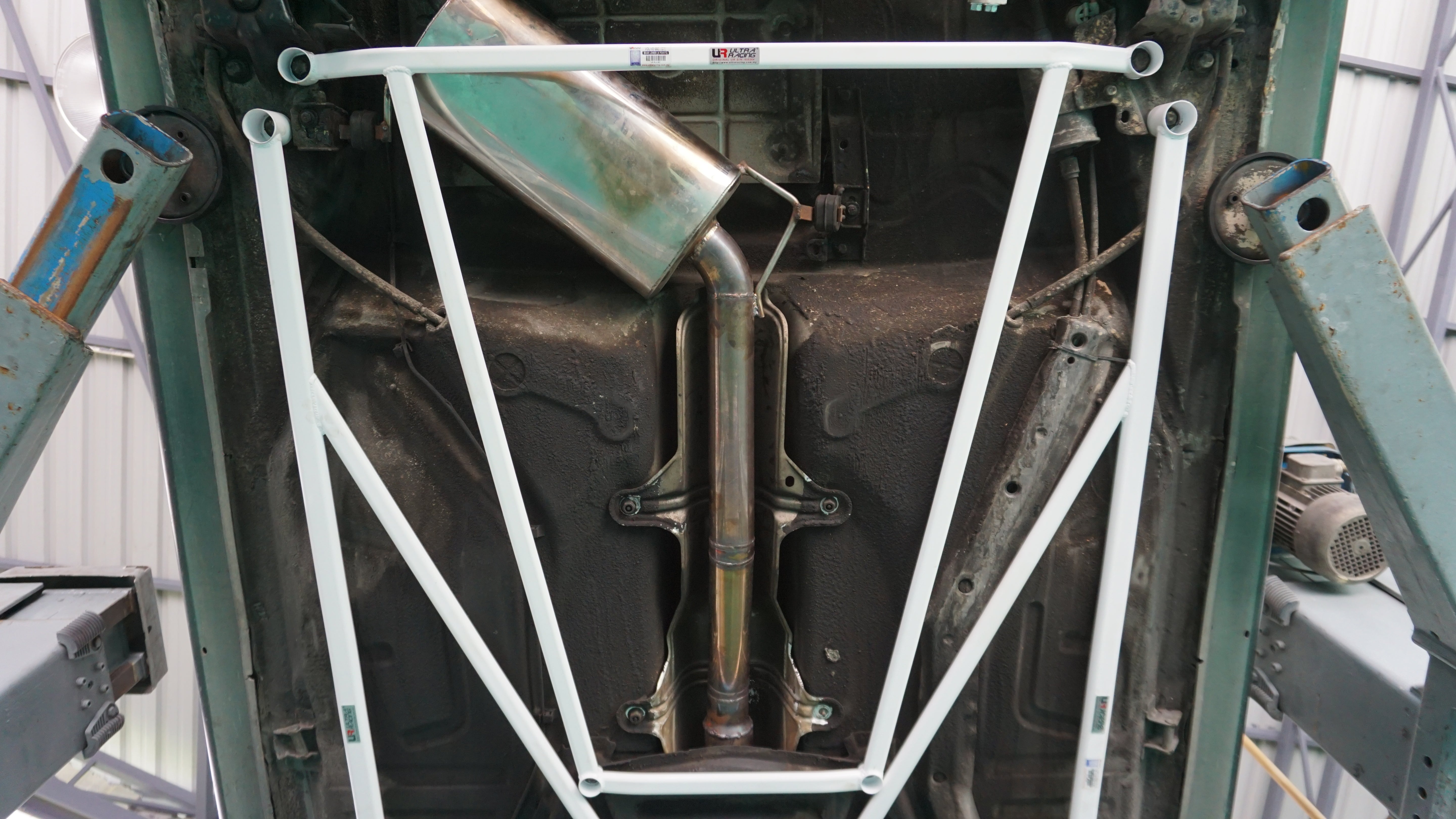 Ultra Racing bar for performance and chassis reinforcement – Torque Lab