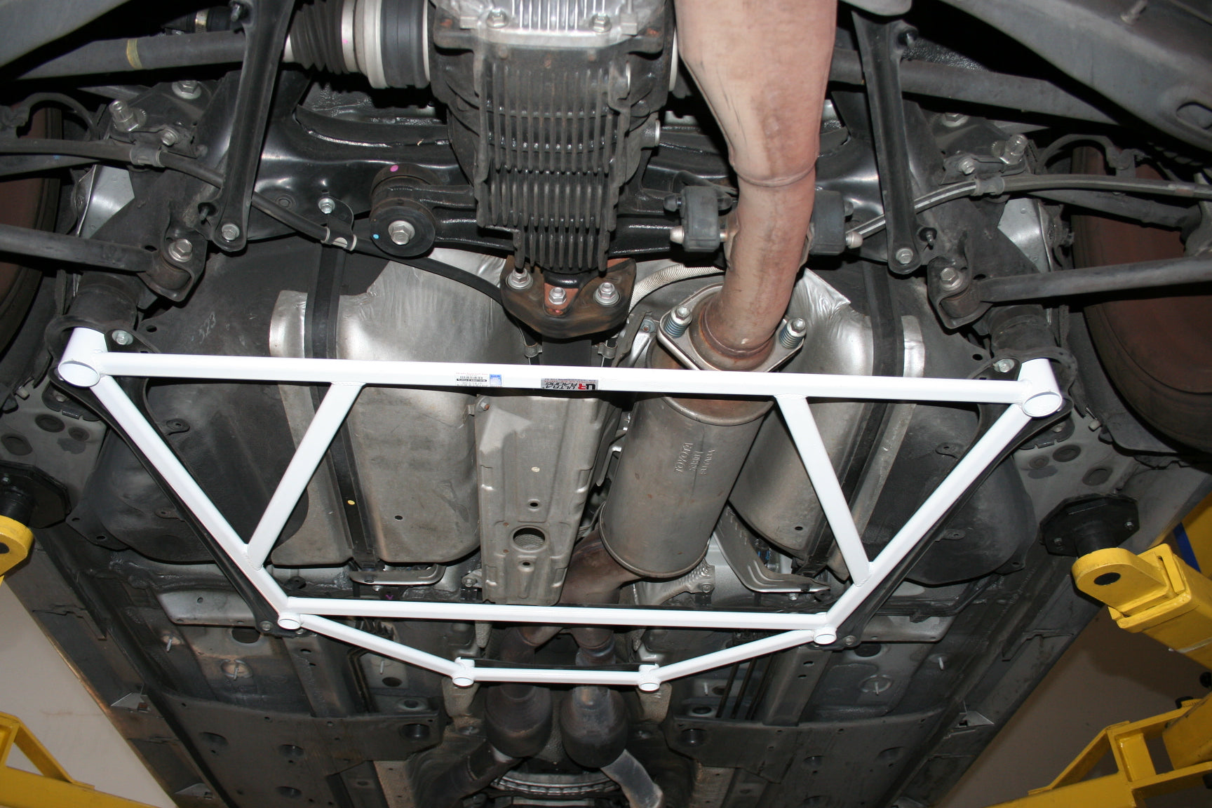 Ultra Racing bar for performance and chassis reinforcement – Torque Lab