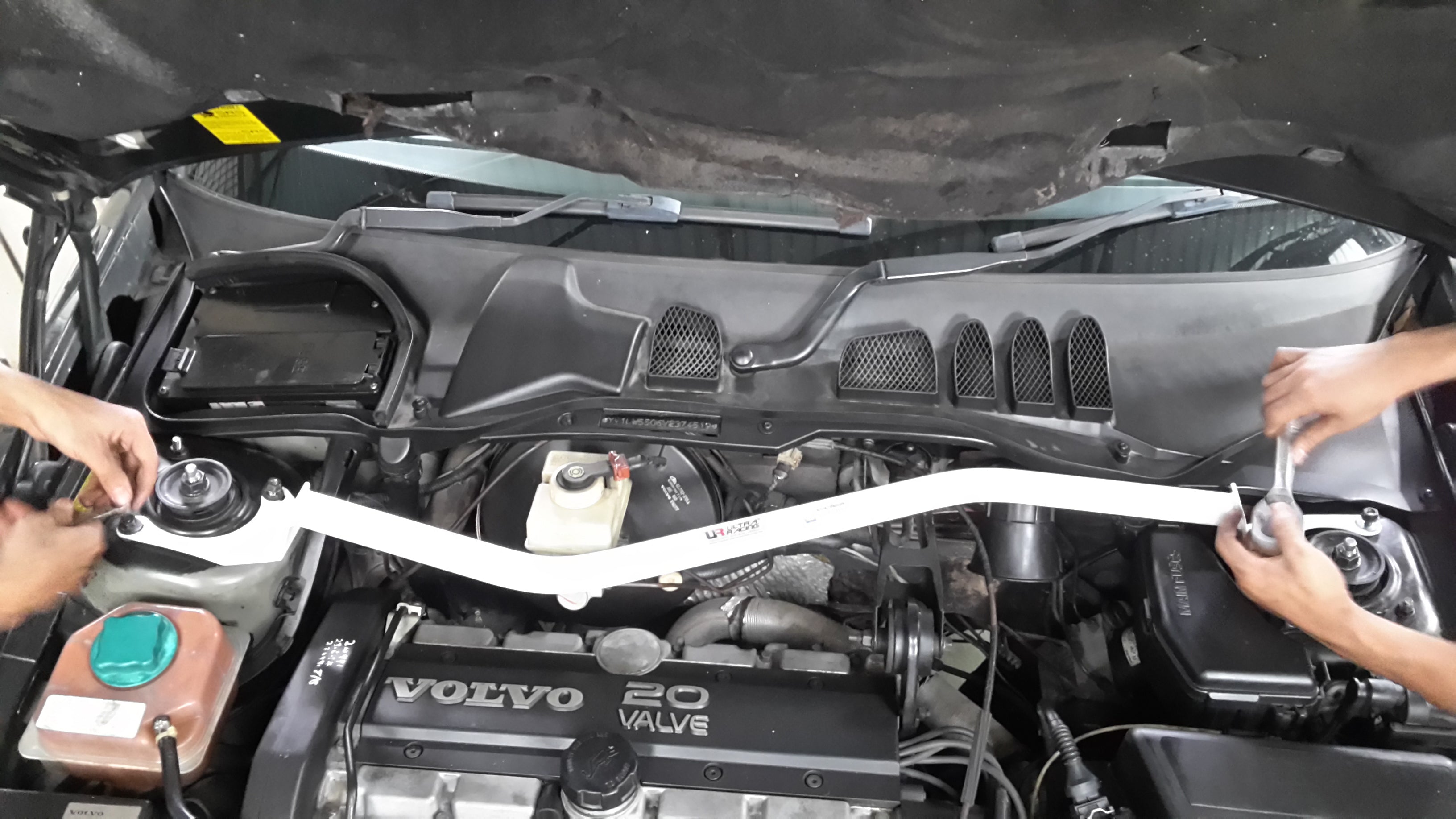 Ultra Racing bar for performance and chassis reinforcement β Torque Lab