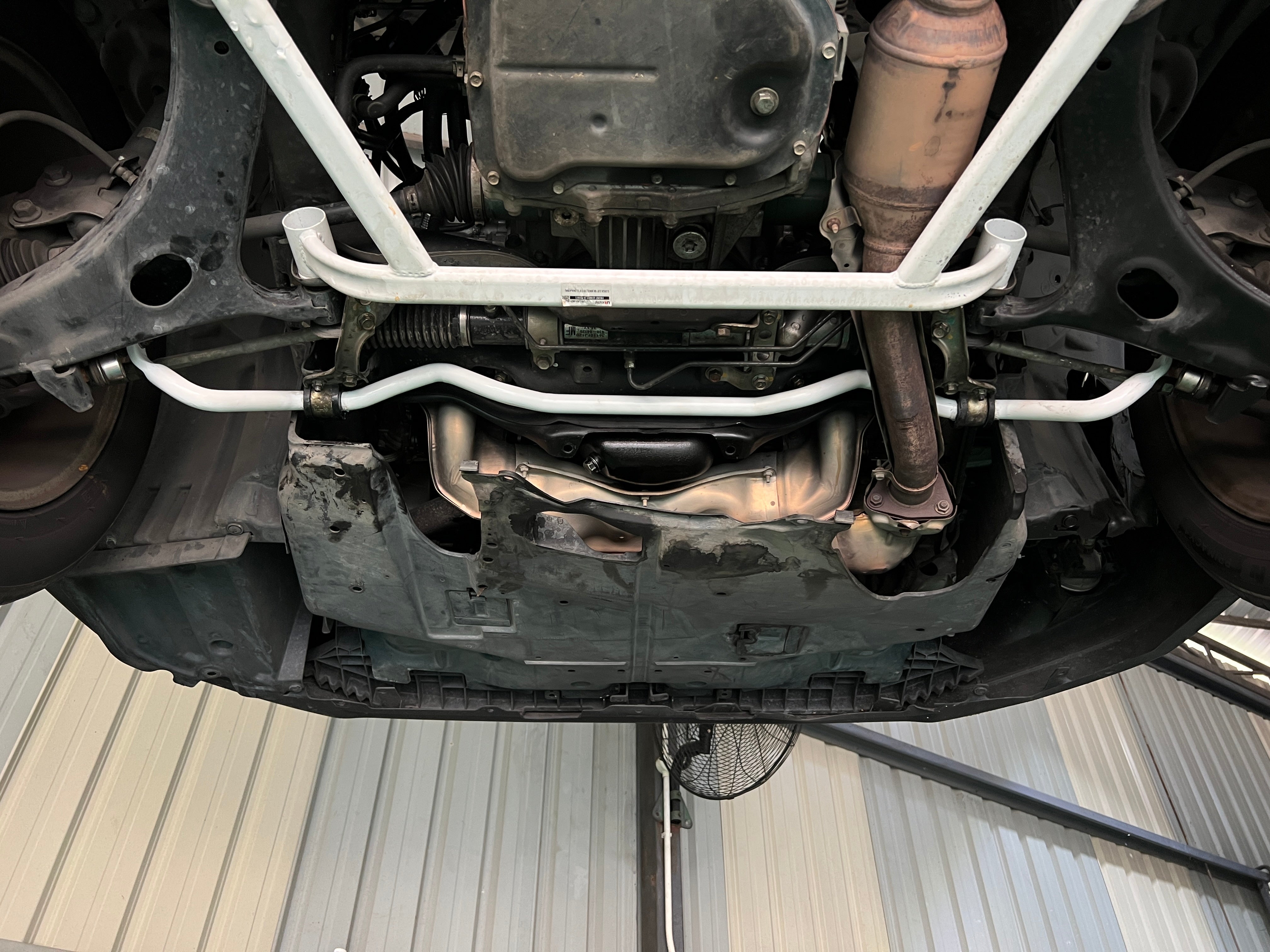 Subaru XV 12+ UltraRacing Front Anti-Roll/Sway Bar 23mm