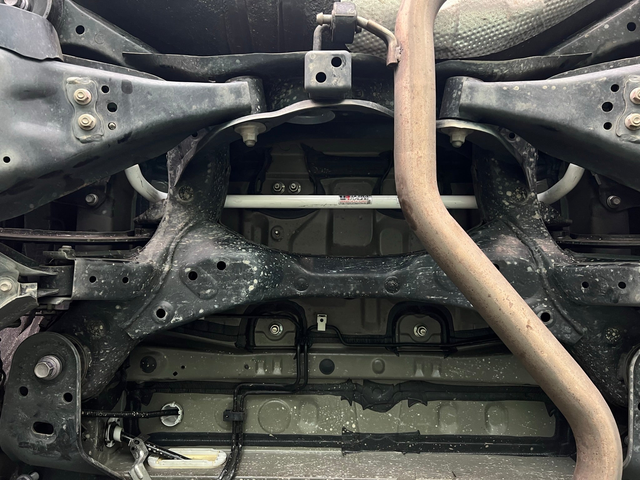 Toyota Alphard AH30 Ultra Racing Rear Sway Bar