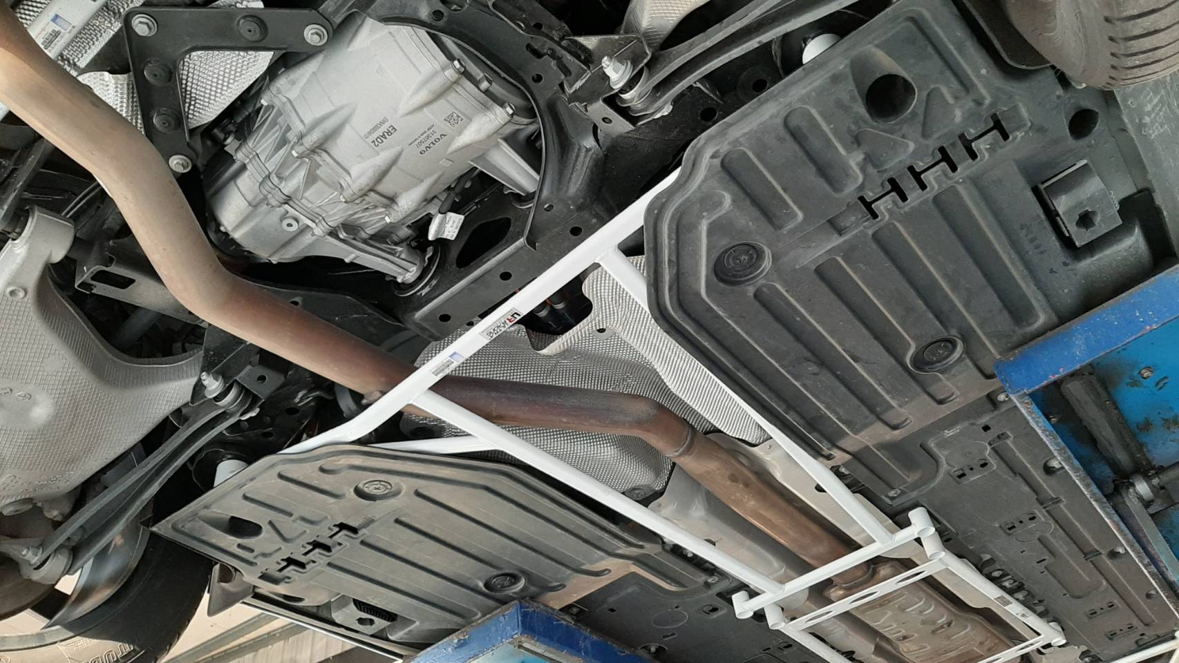 Ultra Racing bar for performance and chassis reinforcement – Torque Lab