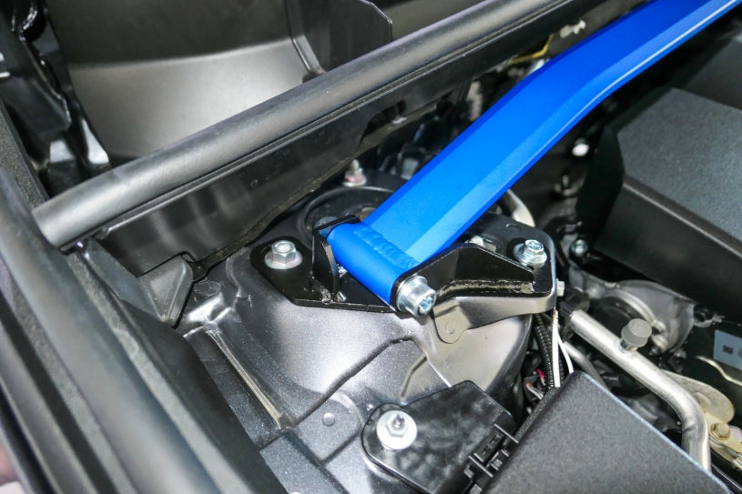 Front Strut Brace Toyota RAV4