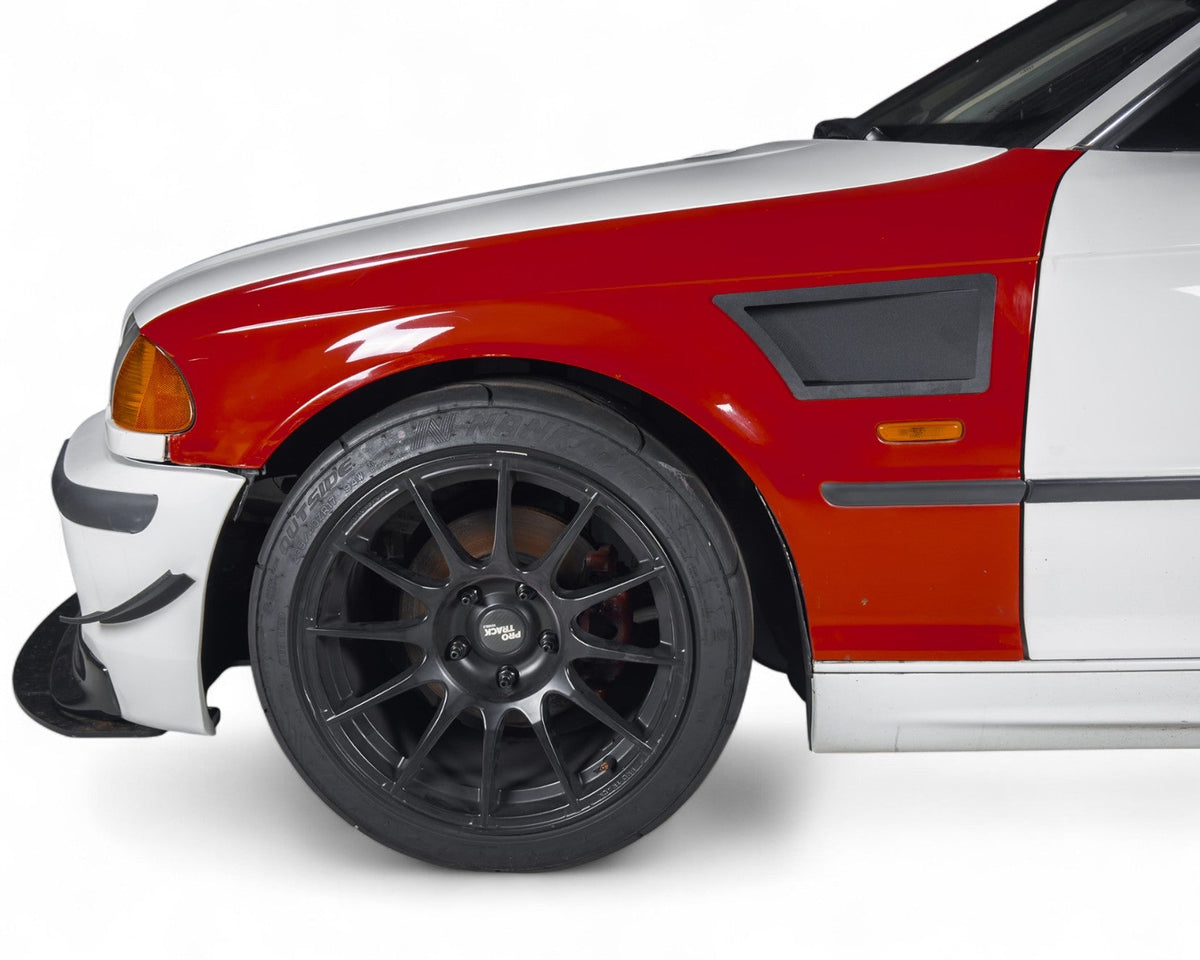 ST Trackparts BMW E46 Fender Vents - product image 3