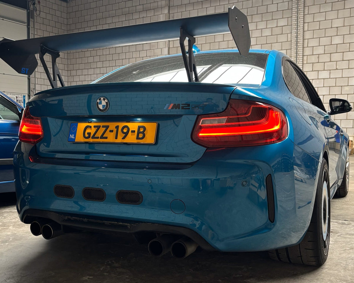 ST Trackparts BMW E46/E9X/F8X/G8X Universal Speedholes Stencil and Mesh 50mm - product image 2