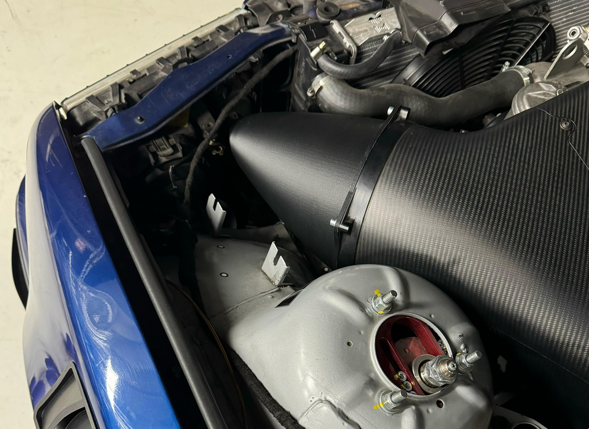 ST Trackparts BMW S54 Karbonius Carbon Airbox CSL Intake Snorkel - product image 3