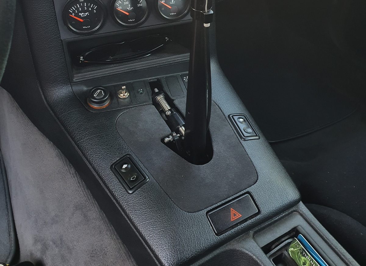 ST Trackparts BMW E36 Coolerworx Shifter Cover Alcantara - product image 3
