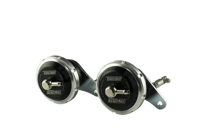 IWG75 Nissan GTR R35 Black 7PSI by Turbosmart - performance upgrade from Torque Lab