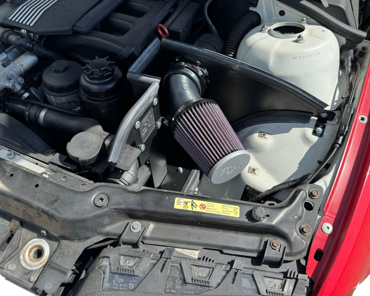 ST Trackparts BMW E46 Air filter kit (6-cylinder Non-M / 320i, 323i, 325i, 328i) - product image 4