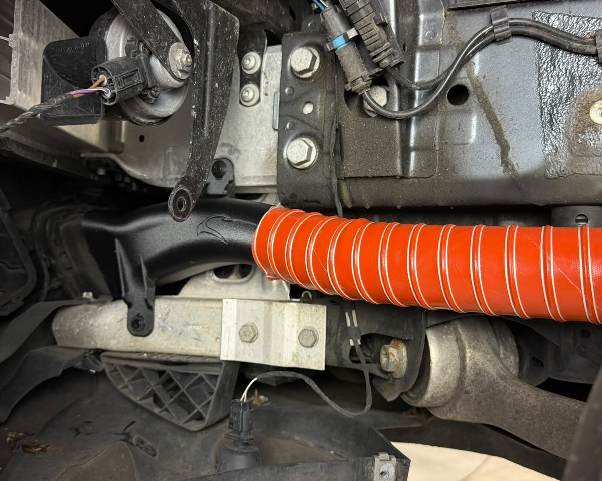 ST Trackparts BMW F20 F21 LCI Brake Duct OEM-Style - product image 3