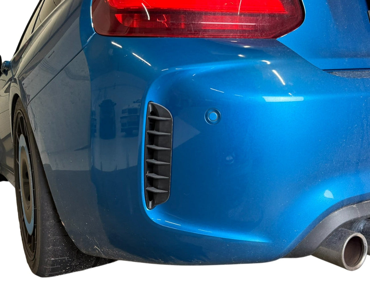 ST Trackparts BMW M2 F87 Reflector Delete Ducts Kit & Wheel Well Vents - product image 2