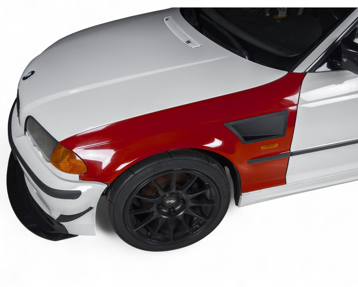 ST Trackparts BMW E46 Fender Vents - product image 4