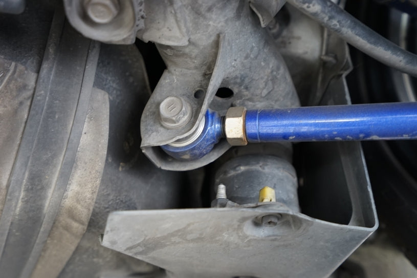 Rear Traction Rod Lexus, Toyota