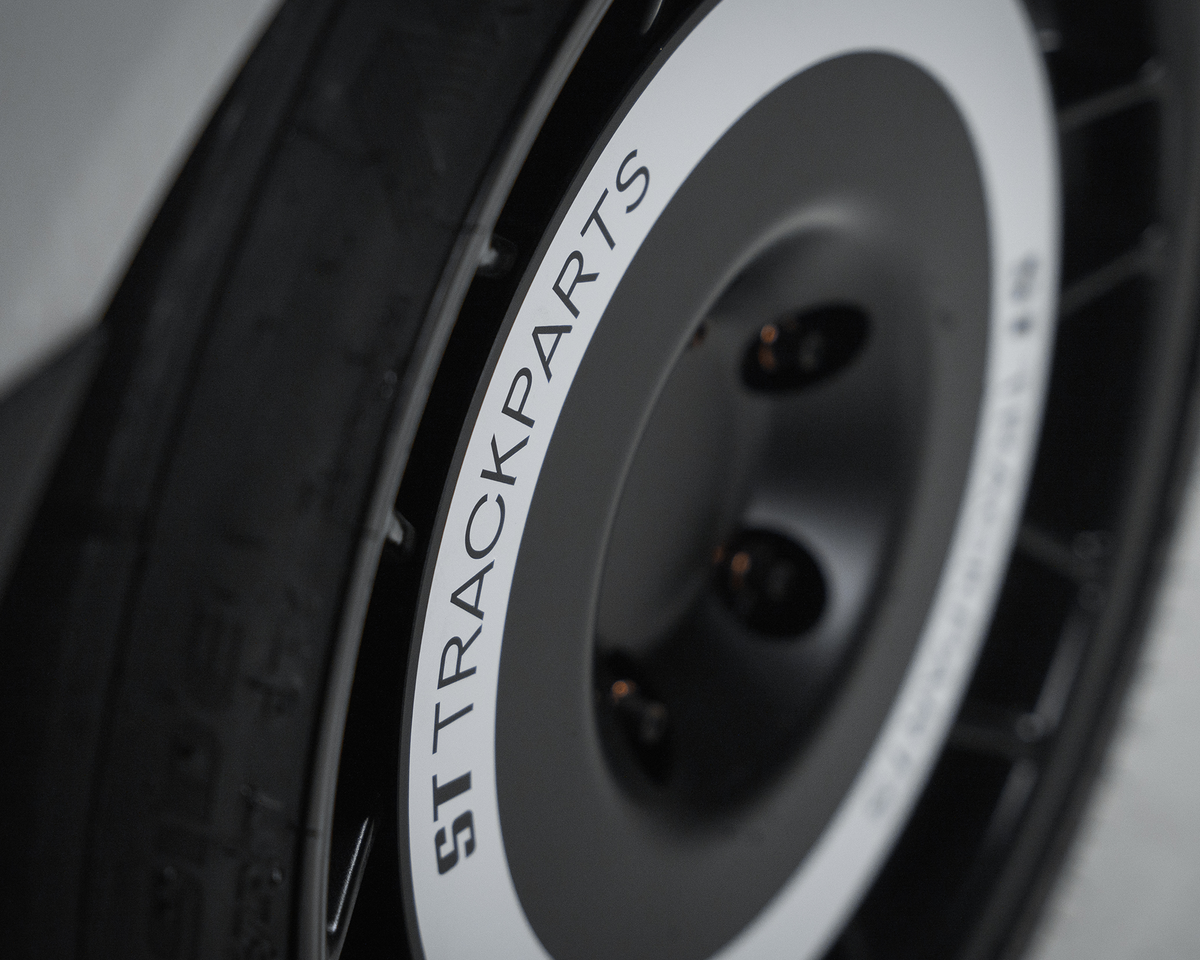 ST Trackparts AeroDiscs for 17" Protrack ONE / Motec Nitro / APEX ARC-8 / APEX ML-10RT BMW E36/E46 - product image 8