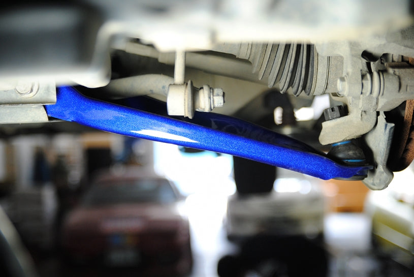 Front Lower Control Arm Toyota Prius c, Yaris