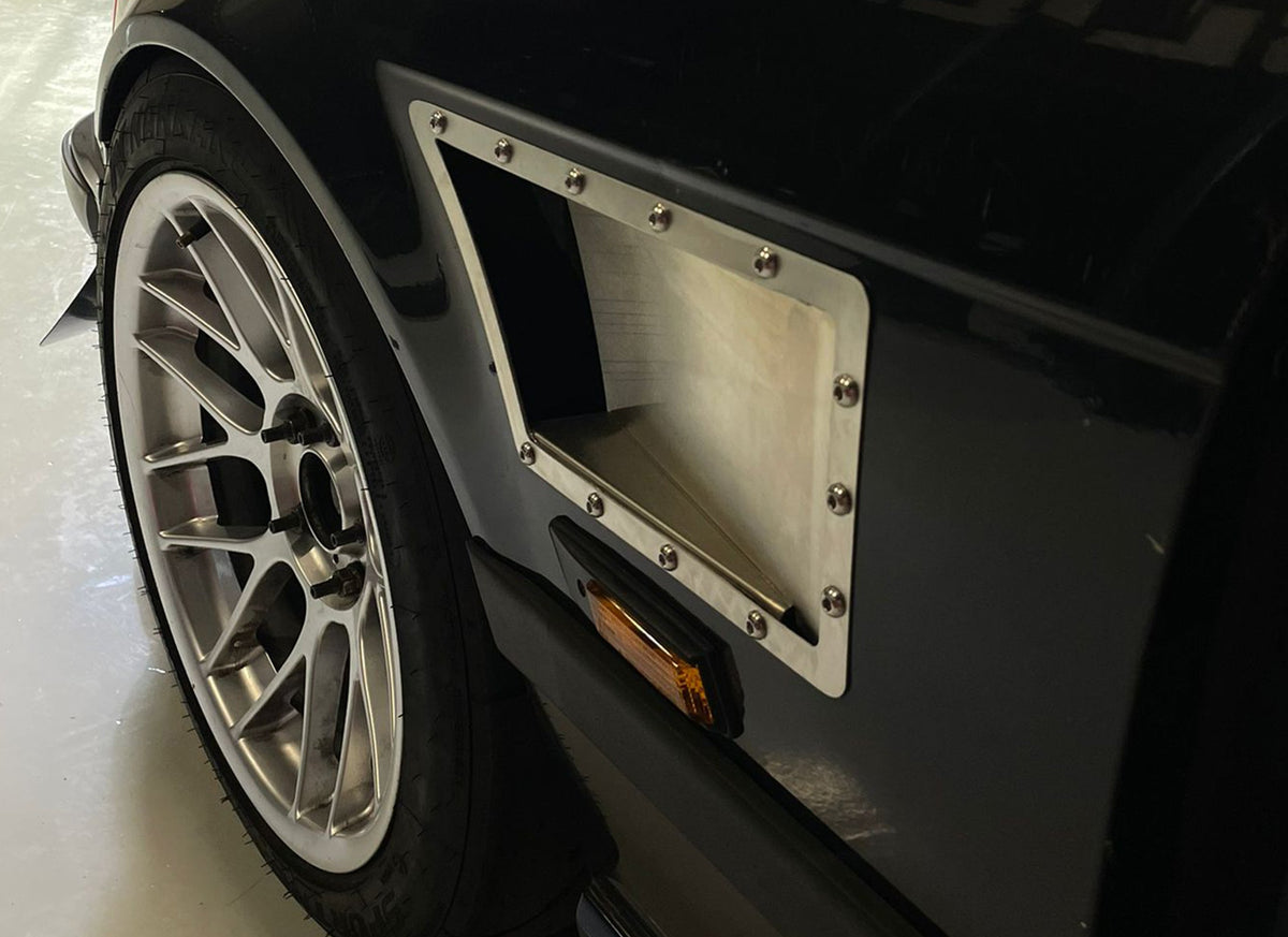ST Trackparts BMW E36 Fender Vents - product image 4