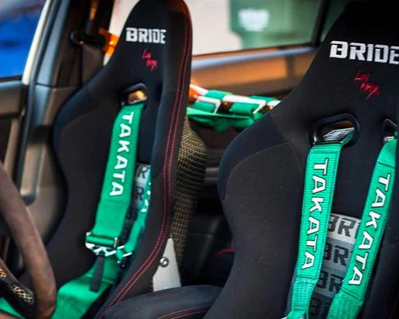 High-performance interior upgrades, racing seats, steering wheels, and shift knobs for a race-ready cockpit – available at Tourqe Lab.